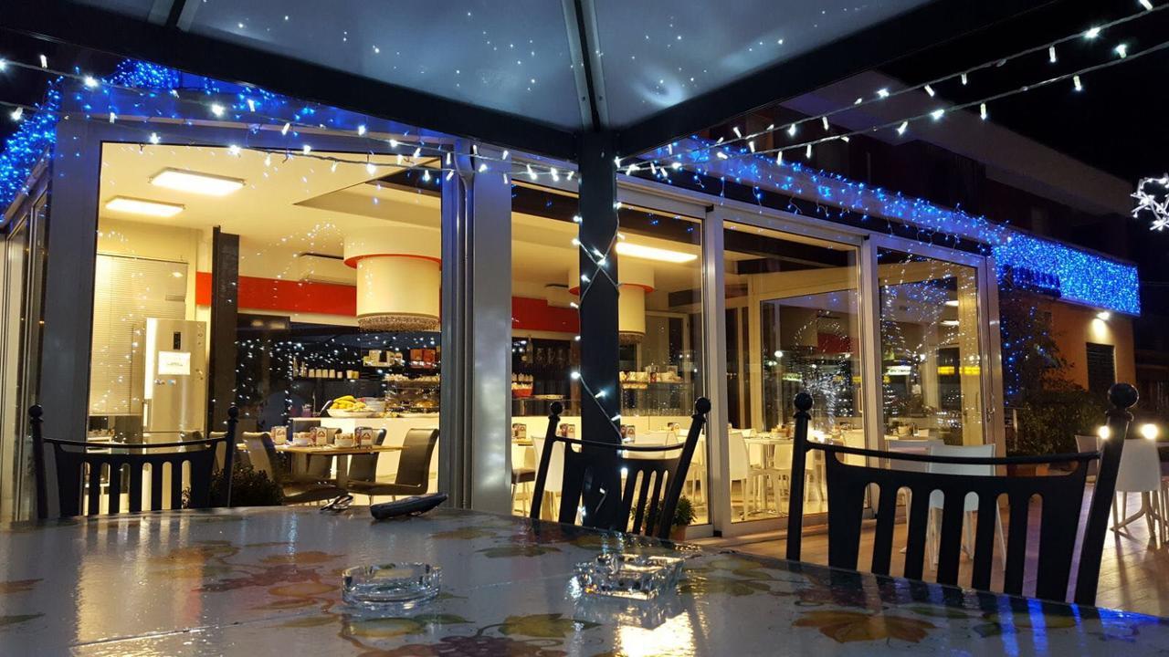 Hotel Elys Pieve Emanuele Exterior foto